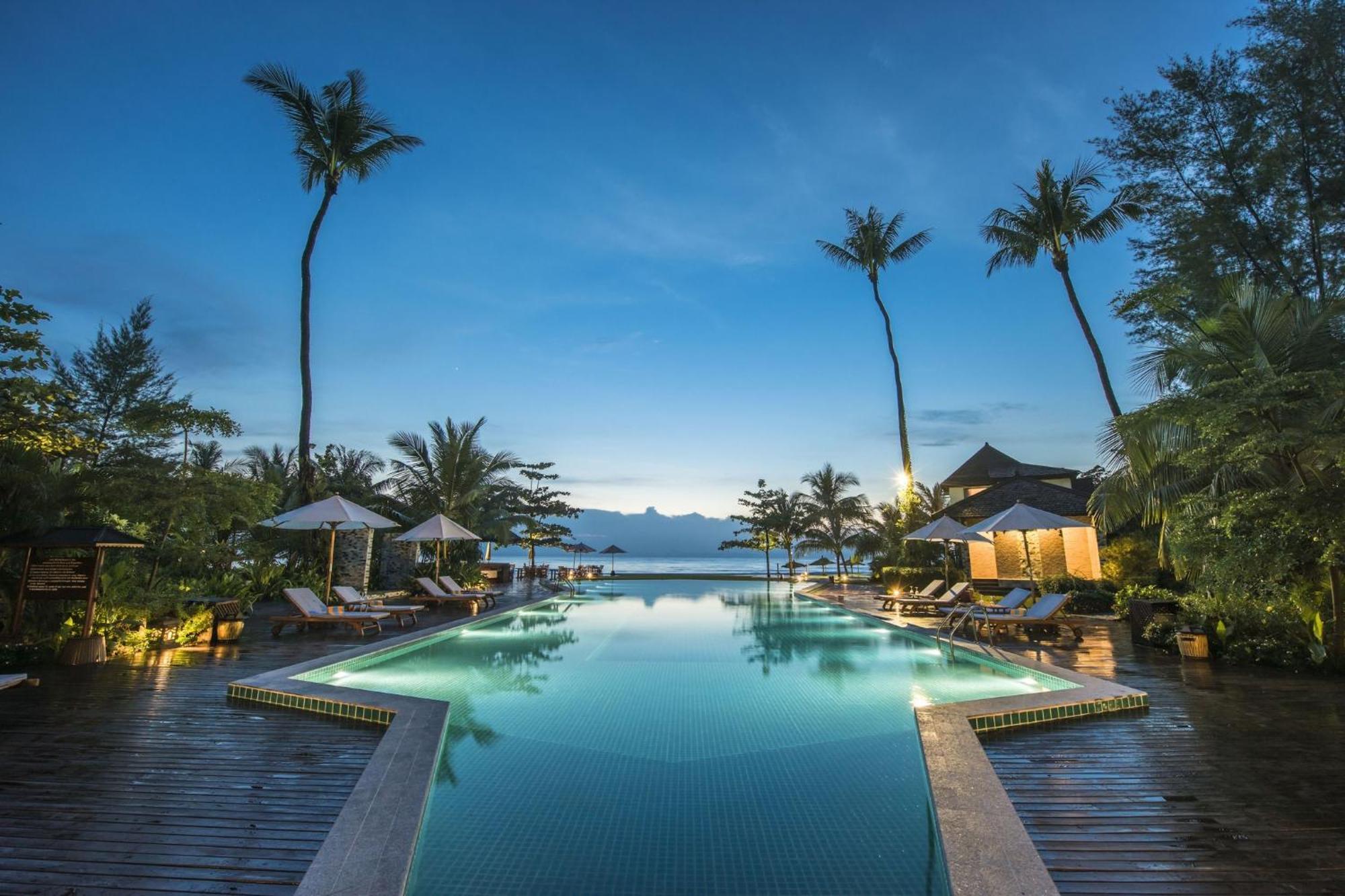 Jade Marina Resort And Spa Ngapali Exteriör bild